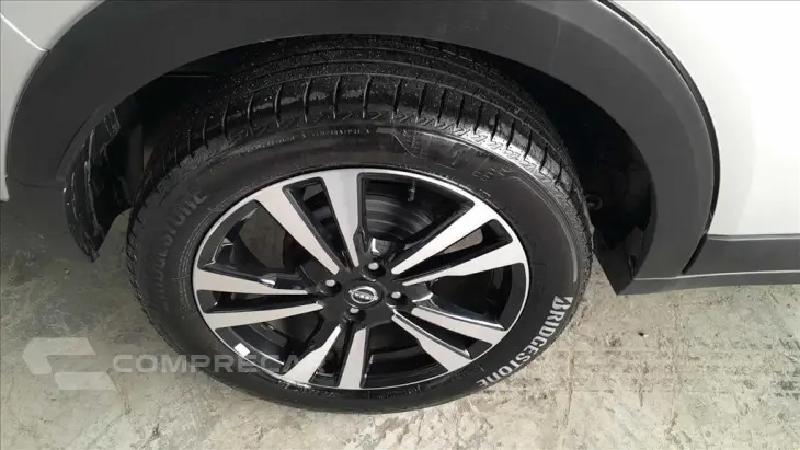 KICKS PLAY 1.6 16V FLEXSTART SENSE XTRONIC