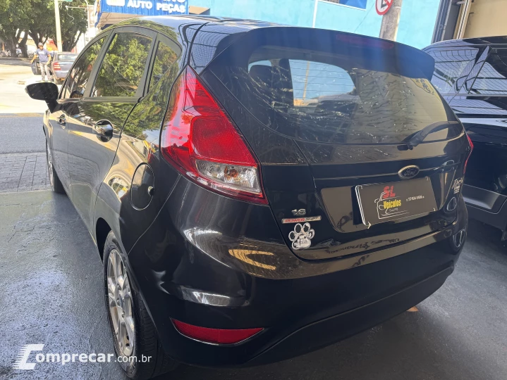 FIESTA 1.6 SE Plus Hatch 16V