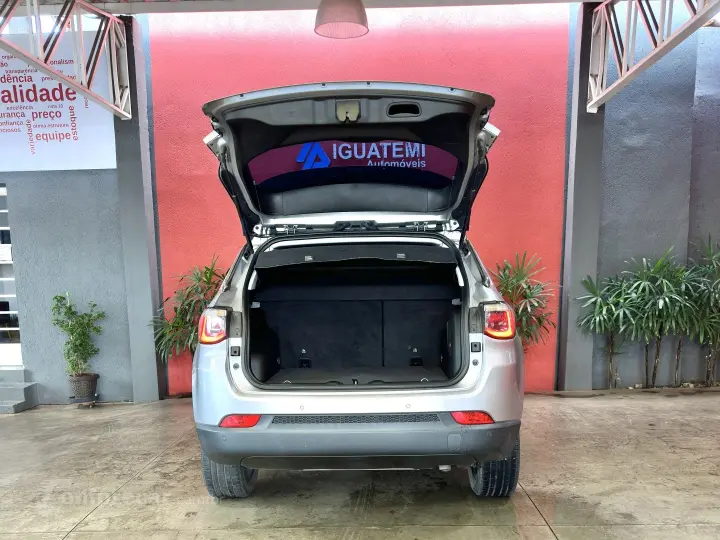 COMPASS 2.0 16V FLEX LONGITUDE AUTOMÁTICO