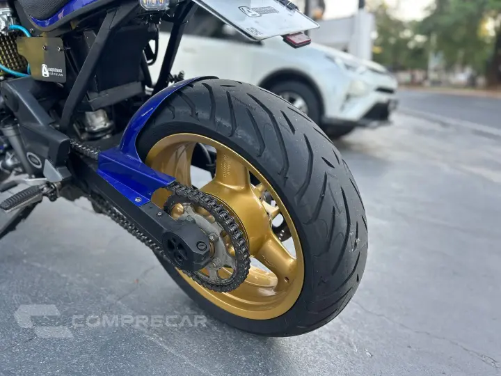 Trophy 1200
