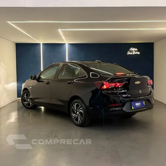 ONIX SEDAN Plus LT 1.0 12V Flex 4p Mec.