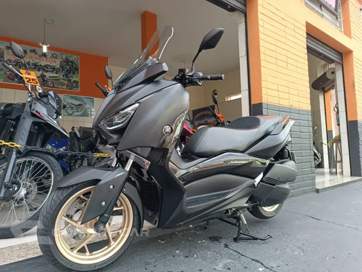 XMAX