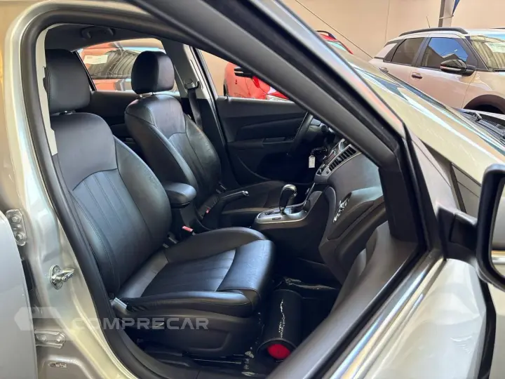 CRUZE LT 1.8 16V FlexPower 4p Aut.