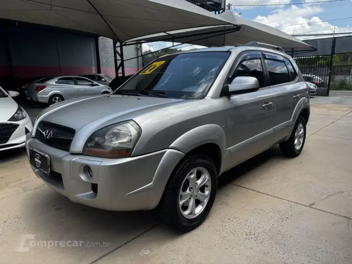 Tucson 2.0 16V 4P GL