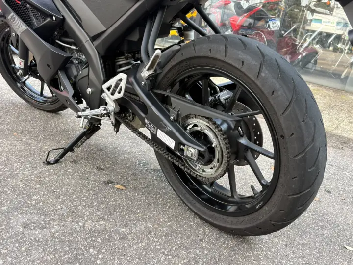 YZF R15 ABS