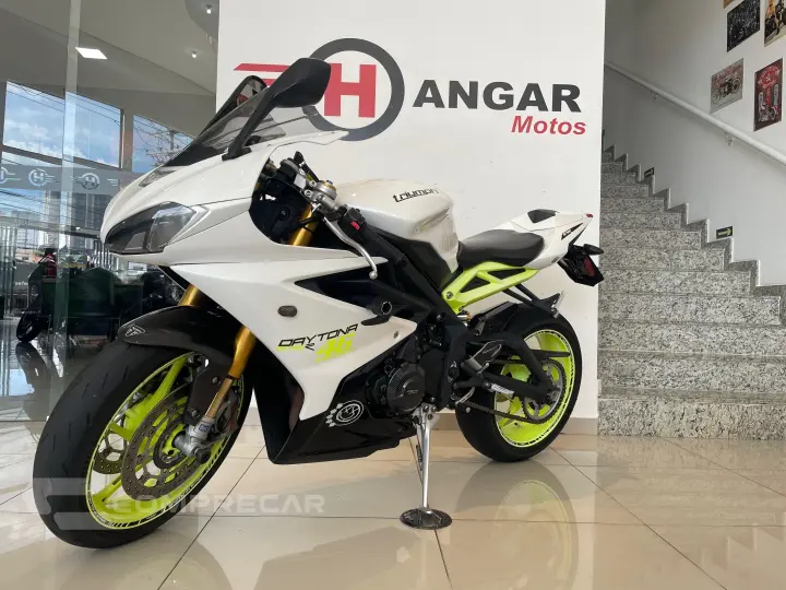 DAYTONA 675R