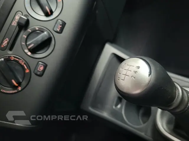 TIIDA - 1.8 S 16V 4P MANUAL