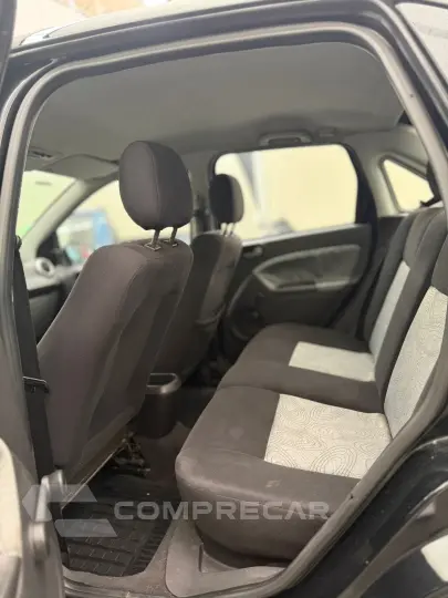FIESTA 1.6 MPI First Sedan 8V