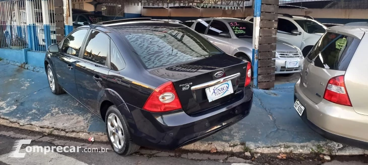 FOCUS 2.0 Titanium Sedan 16V