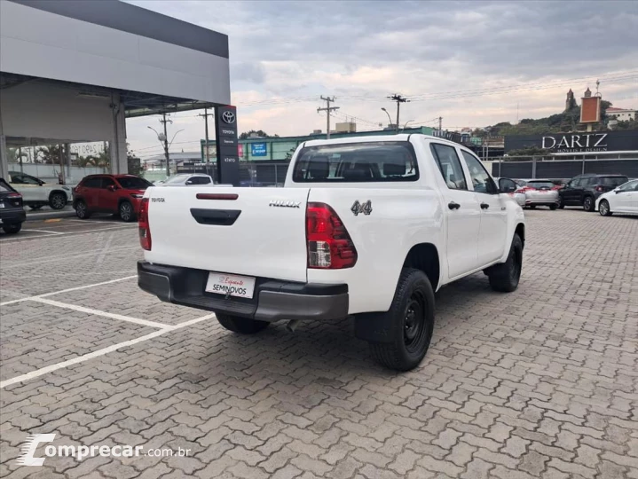 HILUX 2.8 D-4D TURBO DIESEL CD POWER PACK 4X4 MAN