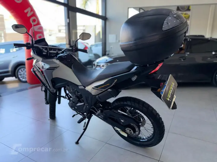 XRE SAHARA 300 ADVENTURE