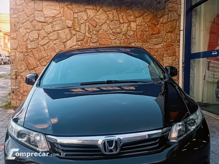 Civic 1.8 Lxs 16V Flex 4P Automático