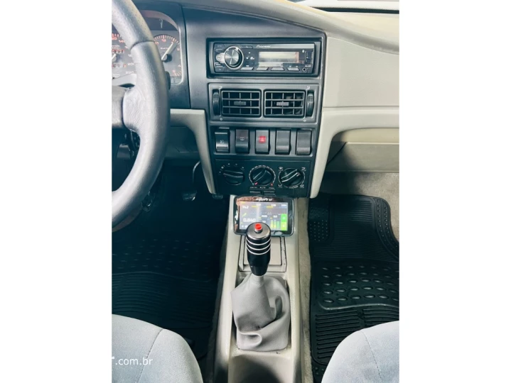 SANTANA 1.8 CL 8V ÁLCOOL 4P MANUAL
