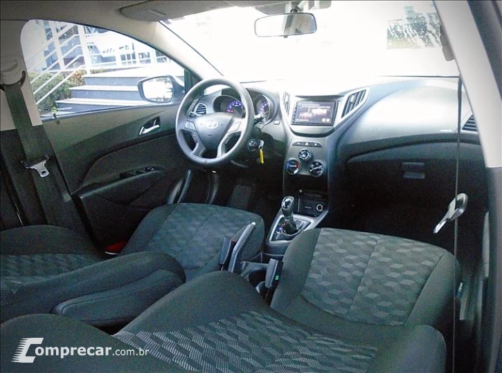 HB20 1.6 Comfort Plus 16V