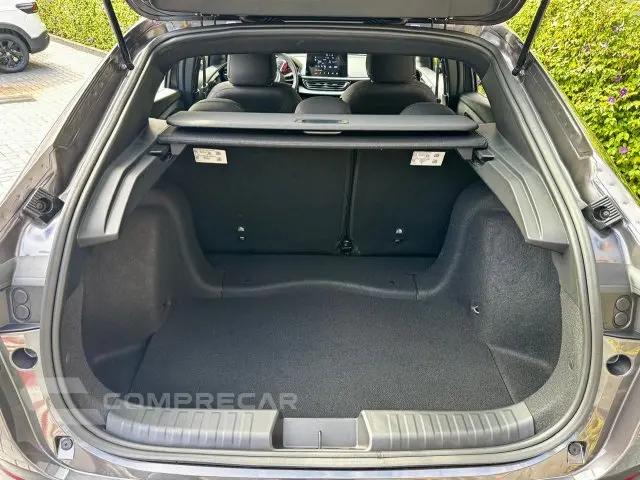 FASTBACK - 1.0 TURBO 200 CVT