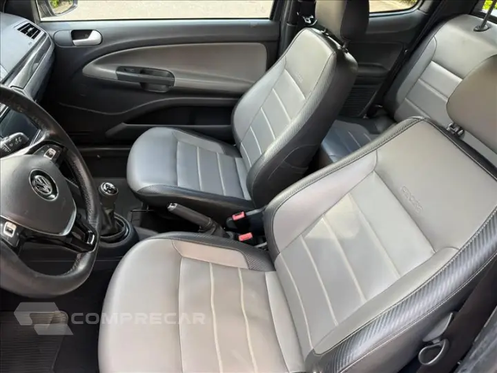 SAVEIRO 1.6 Cross CD 16V