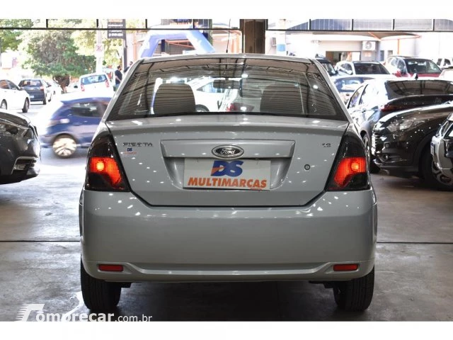 FIESTA SEDAN - 1.6 ROCAM SEDAN 8V 4P MANUAL