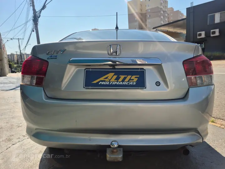 CITY 1.5 LX Sedan 16V