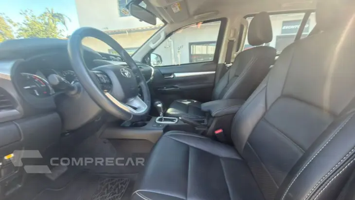 Hilux Caminhonete 2.8 16V 4P SR 4X4 DIESEL CABINE DUPLA AUTO
