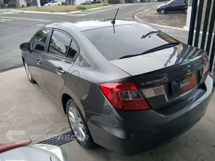 Civic Sedan LXR 2.0 Flexone 16V Aut. 4p