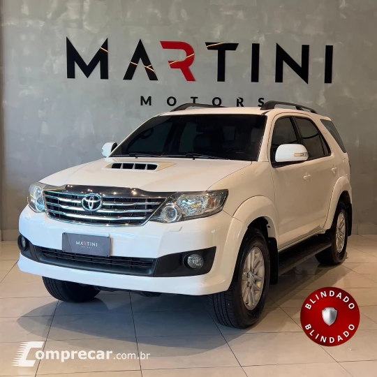 Hilux SW4 SRV D4-D 4x4 3.0 TDI Dies. Aut