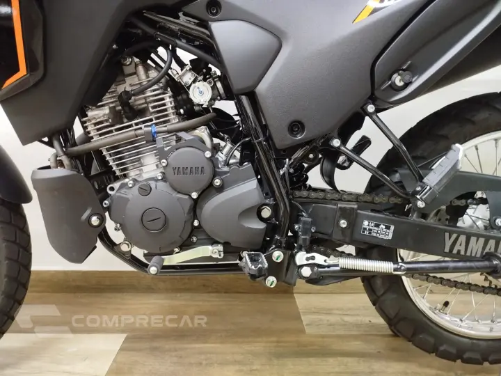 XTZ 250 LANDER CONNECT