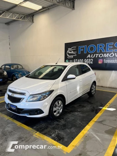 CHEVROLET ONIX 1.0 MPFI SELEÇÃO 8V