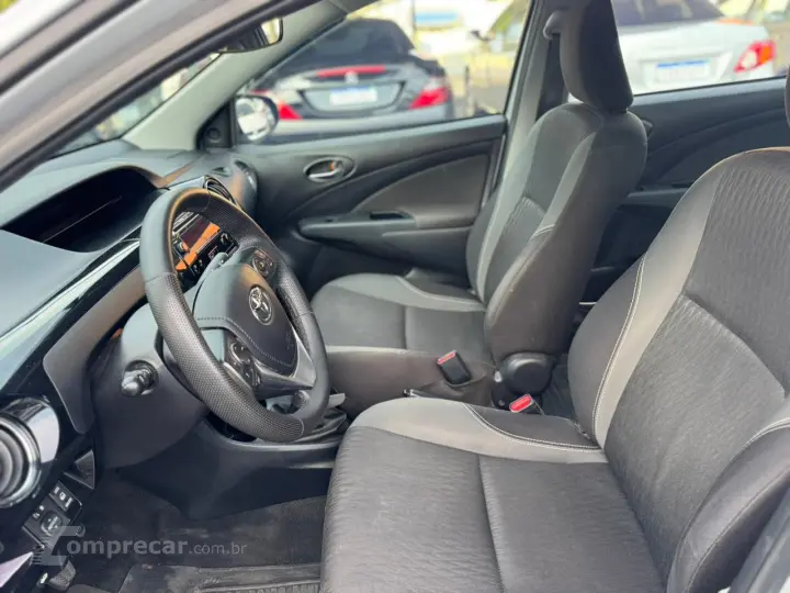 ETIOS 1.5 XS Sedan 16V