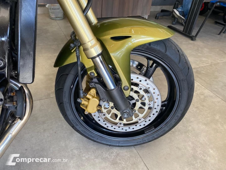 CB 600 F HORNET