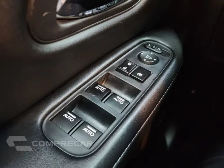 HR-V EX 1.8 Flexone 16V 5p Aut.