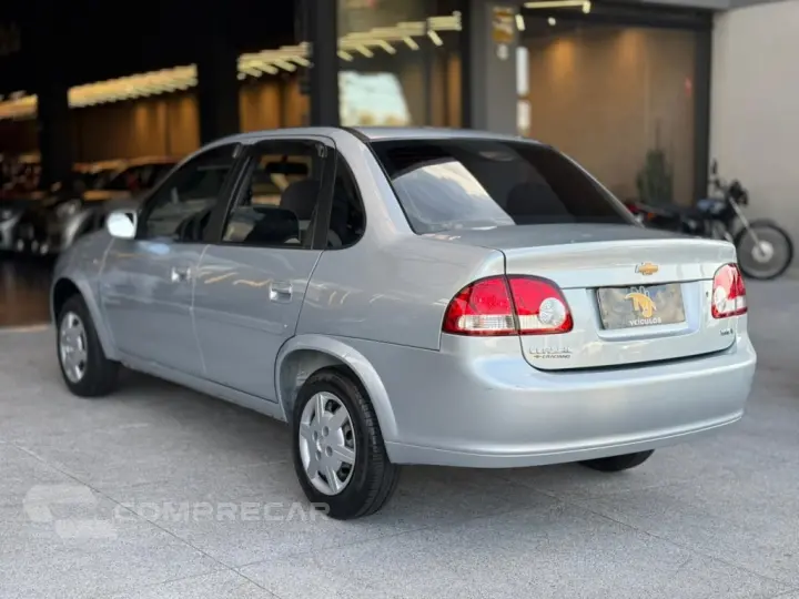 CLASSIC 1.0 MPFI LS 8V FLEX 4P MANUAL