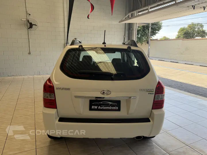 TUCSON 2.0 MPFI GLS 16V 143cv 2WD