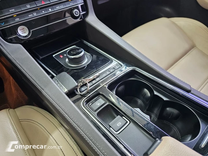 F-PACE 2.0 16V Turbo Prestige AWD
