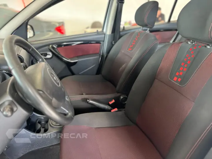 SANDERO 1.6 STEPWAY 16V RENAULT