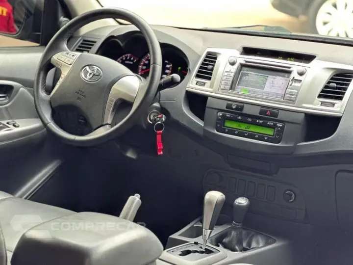 HILUX CD4X4 SRV