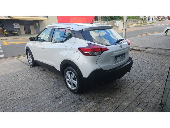 KICKS 1.6 16V FLEXSTART S DIRECT 4P XTRONIC