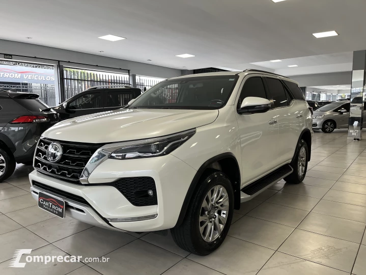 HILUX SW4 2.8 D-4d Turbo SRX 4X4
