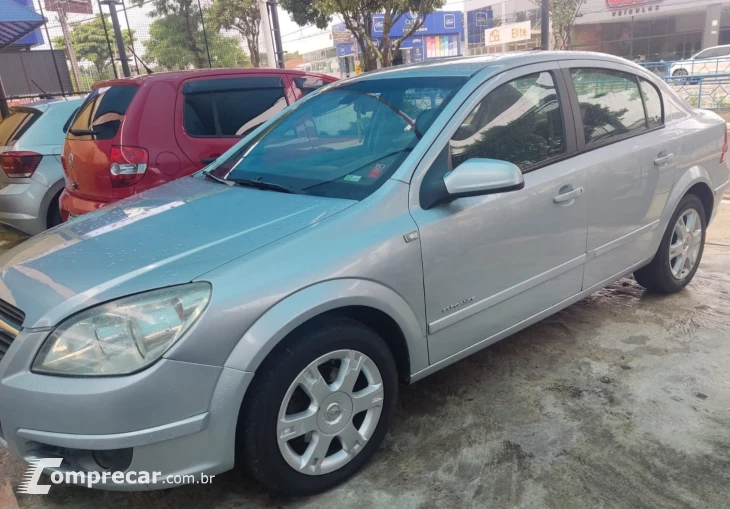 VECTRA 2.0 MPFI Elegance 8V