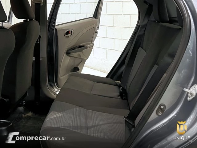 ETIOS HATCH - 1.3 XS 16V 4P MANUAL