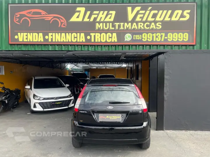 FIESTA 1.6 MPI Class Hatch 8V