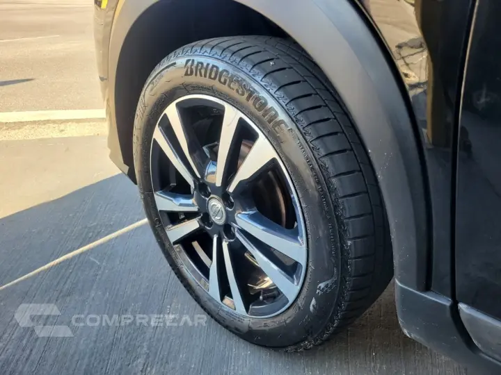 KICKS Exclusive 1.6 16V Flex Aut.