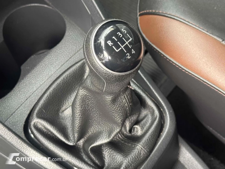 SAVEIRO 1.6 Cross CD 16V