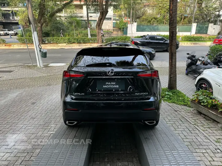 NX 200T 2.0 F-sport 4X4 16V Turbo