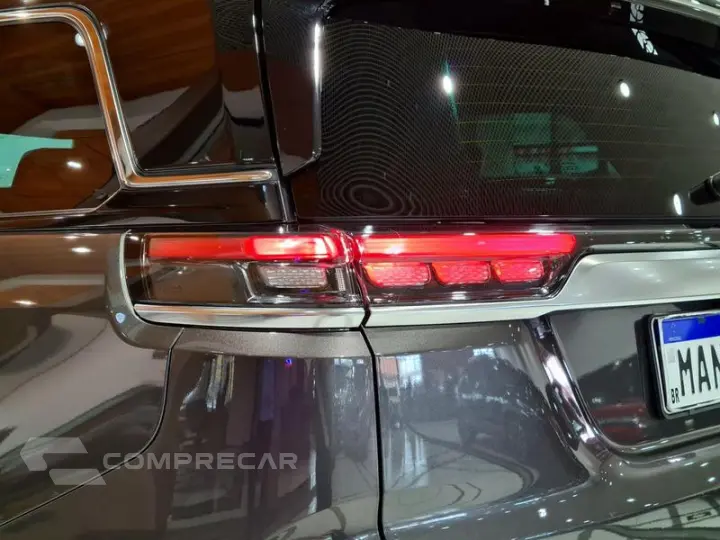 COMMANDER OVERLAND T270 1.3 TB FLEX AUT