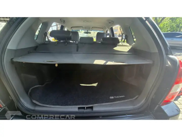 TUCSON 2.0 MPFI GL 16V 142CV 2WD GASOLINA 4P AUTOMÁTICO