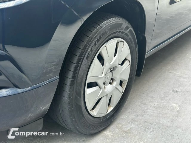 SPIN - 1.8 LT 8V 4P MANUAL