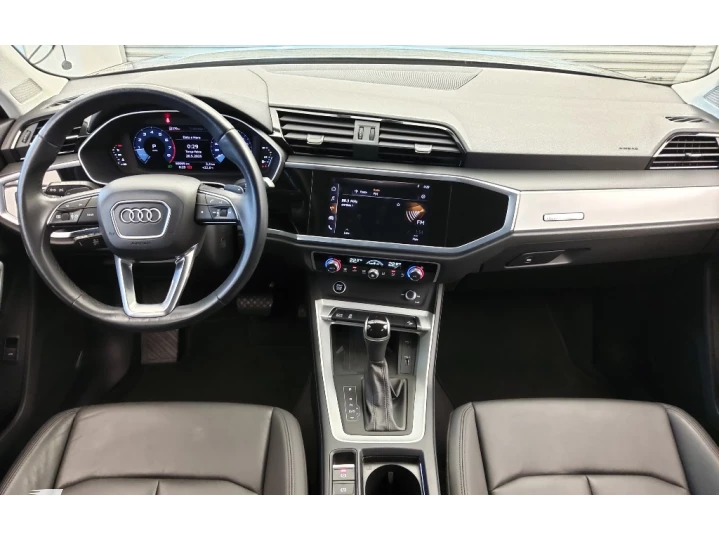 Q3 1.4 TFSI FLEX PRESTIGE PLUS S TRONIC
