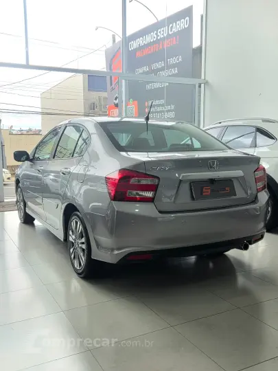 CITY 1.5 LX Sedan 16V