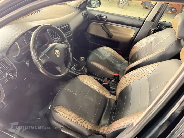 Golf 1.6 Mi Sportline 8V Flex 4P Manual