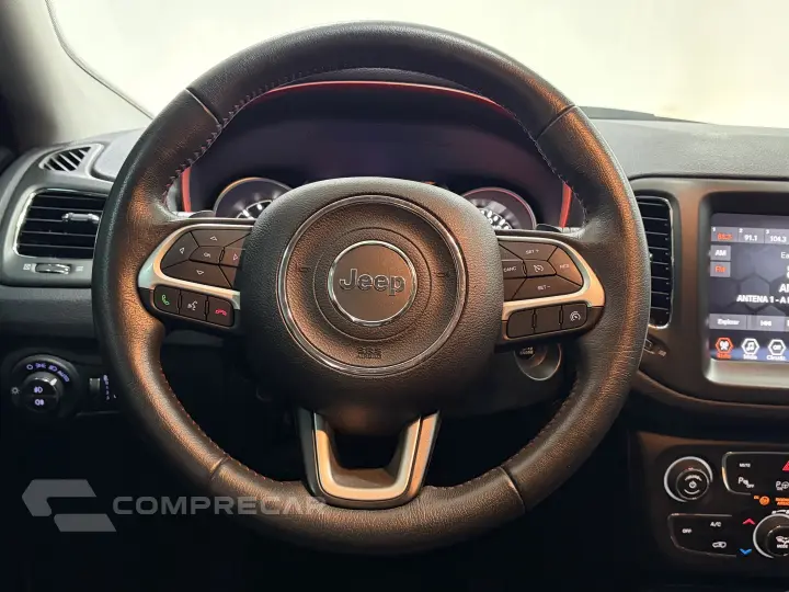 COMPASS 2.0 16V DIESEL TRAILHAWK 4X4 AUTOMÁTICO
